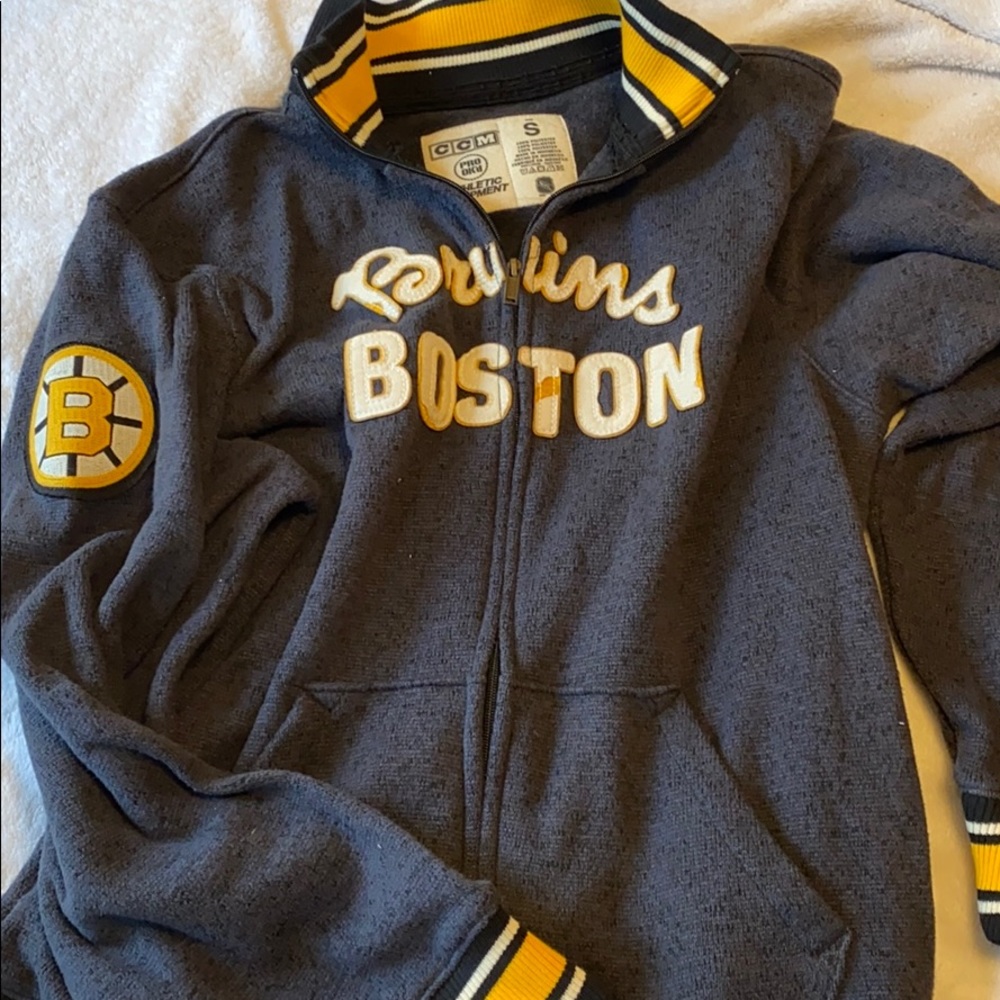 Boston Bruins Sweatshirt- Never Worn